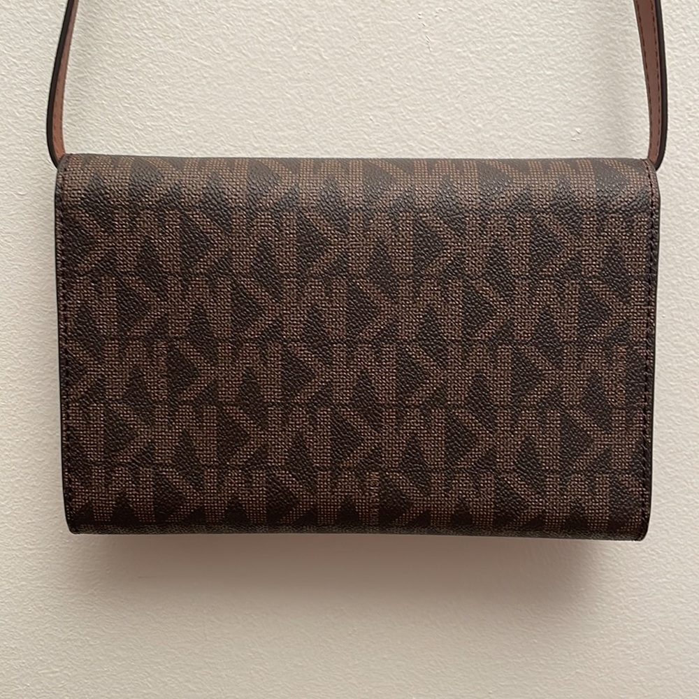 NWOT Michael Kors Crossbody Clutch Brown - Picture 3 of 5